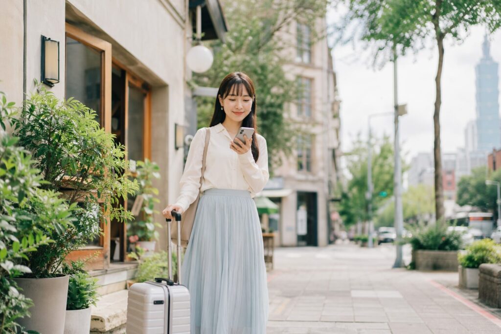 旅のプロは「モノを買う」のではなく「安心のサブスク・サービス」を利用する